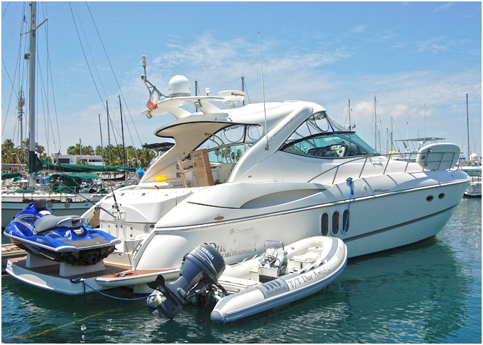 50' Cruiser Express 500 Luxury Yacht for Charter La Paz Mexico.